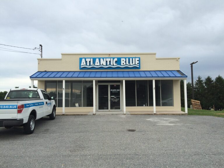 Building Sign Time-Lapse